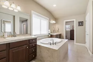 8595 SW Lady Apple Ln, Tigard, OR 97224 - Photo 22