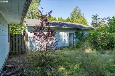 4725 SW Pomona St, Portland, OR 97219 - Photo 12