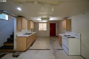4725 SW Pomona St, Portland, OR 97219 - Photo 14