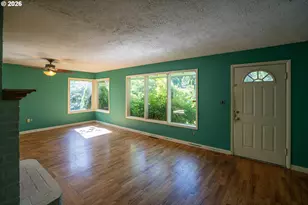 4725 SW Pomona St, Portland, OR 97219 - Photo 4