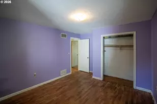4725 SW Pomona St, Portland, OR 97219 - Photo 8