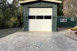 85313 Glenada Rd, Florence, OR 97439 - Photo 8