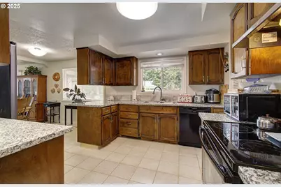 6510 NE 52nd St, Vancouver, WA 98661 - Photo 12