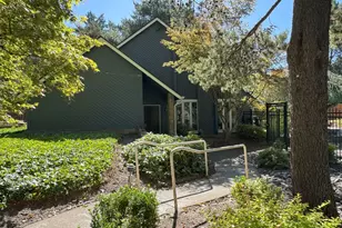 9134 SW Wilshire St, Portland, OR 97225 - Photo 28