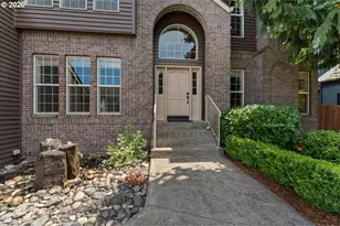 13705 NW 46th Ct, Vancouver, WA 98685 - Photo 2