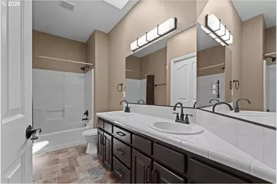 13705 NW 46th Ct, Vancouver, WA 98685 - Photo 30