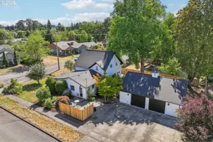 819 Sierra Vista Dr, Newberg, OR 97132 - Photo 40