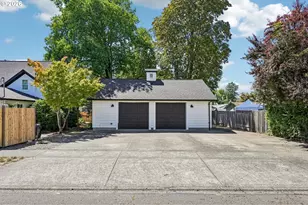 819 Sierra Vista Dr, Newberg, OR 97132 - Photo 32