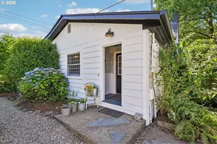 819 Sierra Vista Dr, Newberg, OR 97132 - Photo 38