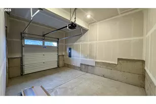 11751 SW Hayrick Ter, Beaverton, OR 97007 - Photo 6