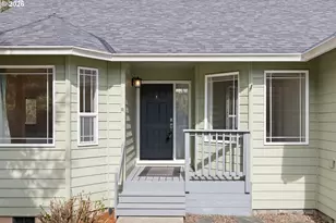 18029 Chickaree Dr, Oregon City, OR 97045 - Photo 4