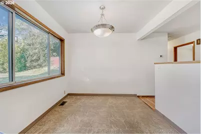 6615 SW Canyon Dr, Portland, OR 97225 - Photo 8