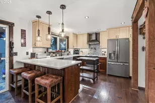 2555 NW Squire Pl, Albany, OR 97321 - Photo 14