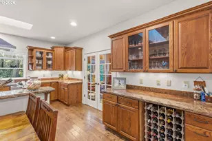 780 Pinecrest Dr, Grants Pass, OR 97526 - Photo 10