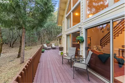 780 Pinecrest Dr, Grants Pass, OR 97526 - Photo 38