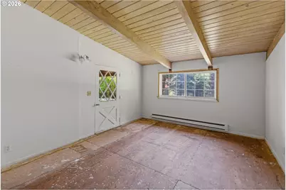 94915 Turnbow Ln, Junction City, OR 97448 - Photo 14