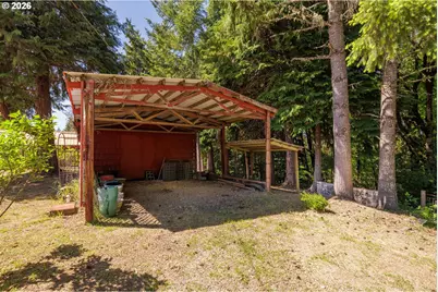 94915 Turnbow Ln, Junction City, OR 97448 - Photo 22
