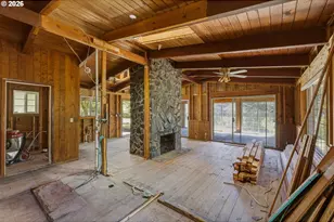 94915 Turnbow Ln, Junction City, OR 97448 - Photo 12