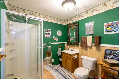 620 Davis St, Wasco, OR 97065 - Photo 12