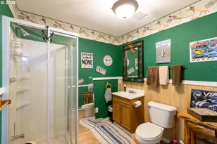 620 Davis St, Wasco, OR 97065 - Photo 12