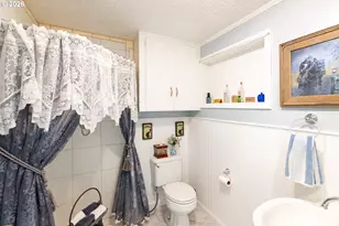 620 Davis St, Wasco, OR 97065 - Photo 28