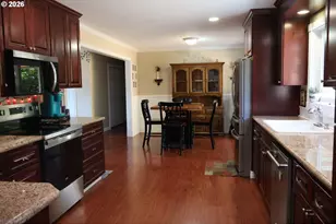 3030 NE Newby St, McMinnville, OR 97128 - Photo 4