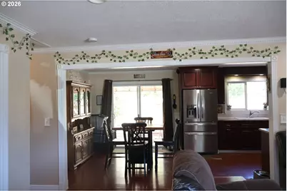 3030 NE Newby St, McMinnville, OR 97128 - Photo 6