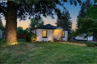 2611 SE 153rd Ave, Portland, OR 97236 - Photo 2