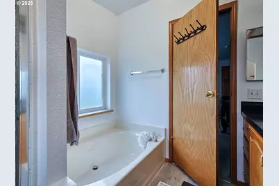 1509 Centennial Cir, Forest Grove, OR 97116 - Photo 28