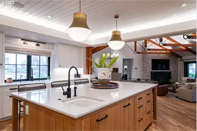 33723 Van Duyn Rd, Eugene, OR 97408 - Photo 8