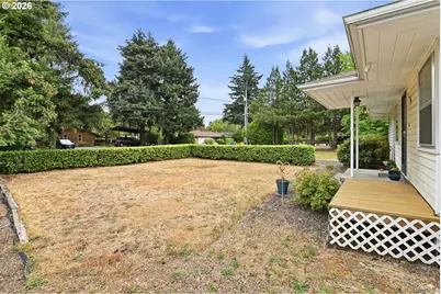 923 NE 155th Ave, Portland, OR 97230 - Photo 6