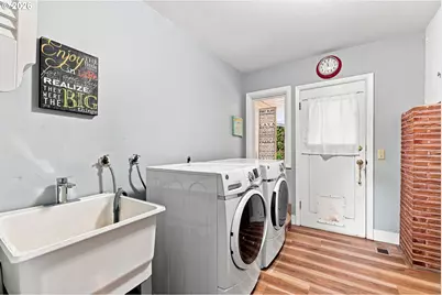 923 NE 155th Ave, Portland, OR 97230 - Photo 24