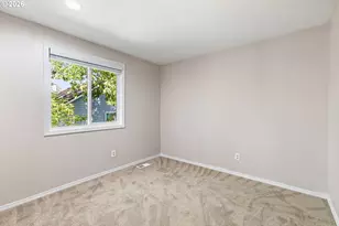 22010 SW Martinazzi Ave, Tualatin, OR 97062 - Photo 28