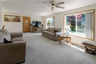 38897 NW 2nd Ave, Scio, OR 97374 - Photo 2