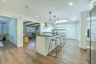1865 Tabor St, Eugene, OR 97401 - Photo 10