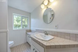 1865 Tabor St, Eugene, OR 97401 - Photo 38