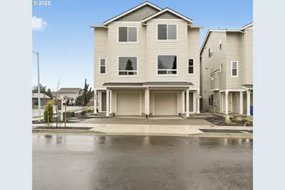 4668 SE 2nd St, Gresham, OR 97080 - Photo 1