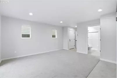 4668 SE 2nd St, Gresham, OR 97080 - Photo 8