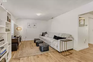 1731 Conifer Dr, Lake Oswego, OR 97034 - Photo 14