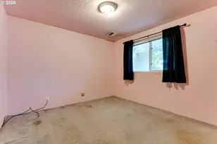 5255 Donohoe Ave, Eugene, OR 97402 - Photo 16