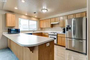 5255 Donohoe Ave, Eugene, OR 97402 - Photo 6
