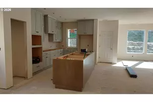 16450 SW Cambridge Ln, Portland, OR 97224 - Photo 4