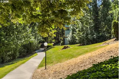 4 Touchstone #138, Lake Oswego, OR 97035 - Photo 12