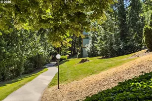 4 Touchstone, Lake Oswego, OR 97035 - Photo 12