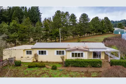 24333 Vaughn Rd, Veneta, OR 97487 - Photo 1