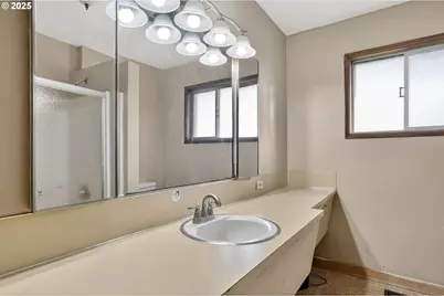 4715 SE 94th Ave, Portland, OR 97266 - Photo 20