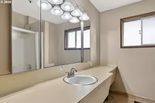 4715 SE 94th Ave, Portland, OR 97266 - Photo 20