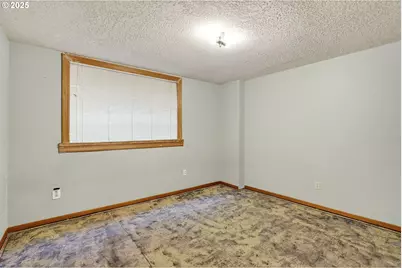 4715 SE 94th Ave, Portland, OR 97266 - Photo 26