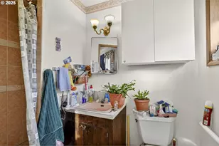 4715 SE 94th Ave, Portland, OR 97266 - Photo 16