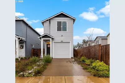 293 E Wayno Way, Newberg, OR 97132 - Photo 1
